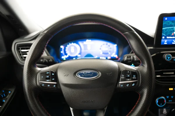 Ford Kuga 1.5 EcoBoost ST-Line 13