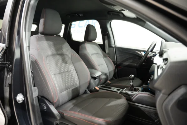 Ford Kuga 1.5 EcoBoost ST-Line 23