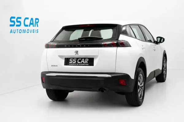 Peugeot 2008 1.2 PureTech Active 5