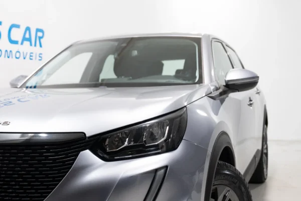 Peugeot 2008 1.2 PureTech Active EAT8 4