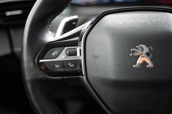 Peugeot 2008 1.2 PureTech Active EAT8 15