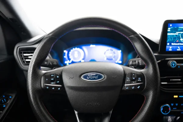 Ford Kuga 1.5 TDCi EcoBlue ST-Line Aut. 15