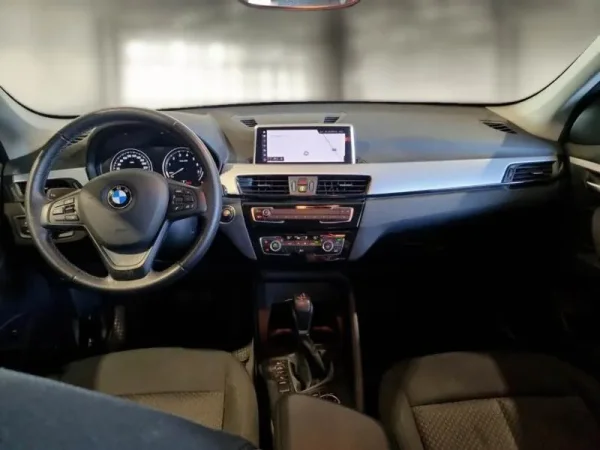 BMW X1 25 e xDrive Corporate Edition 3