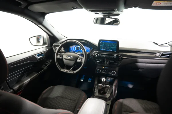 Ford Kuga 1.5 EcoBoost ST-Line 9