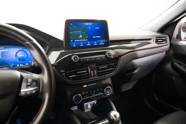Ford Kuga 1.5 EcoBoost ST-Line 17