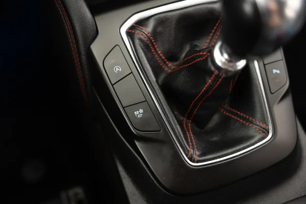 Ford Kuga 1.5 EcoBoost ST-Line 22