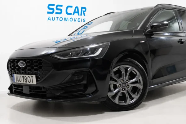 Ford Focus SW 1.0 EcoBoost MHEV ST-Line X 2
