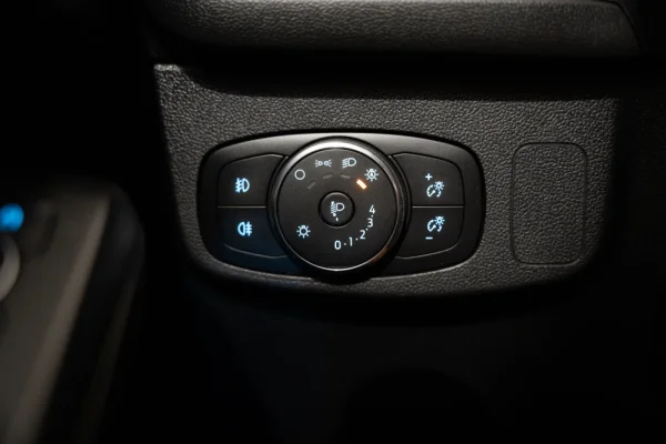 Ford Focus SW 1.0 EcoBoost MHEV ST-Line X 12