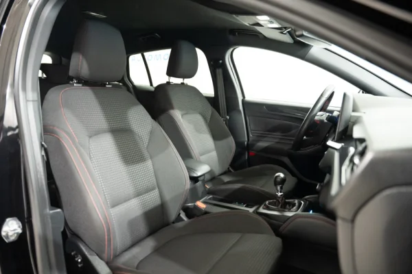 Ford Focus SW 1.0 EcoBoost MHEV ST-Line X 25