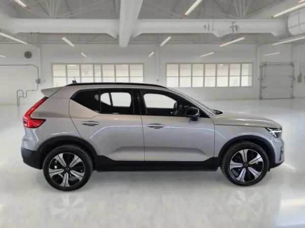 Volvo XC 40 Recharge Plus 4