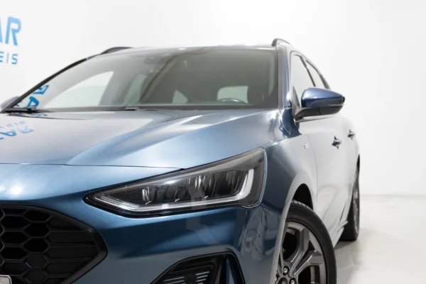 Ford Focus SW 1.0 EcoBoost MHEV ST-Line 4