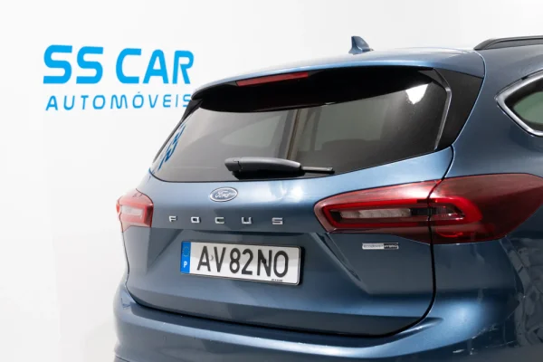 Ford Focus SW 1.0 EcoBoost MHEV ST-Line 8