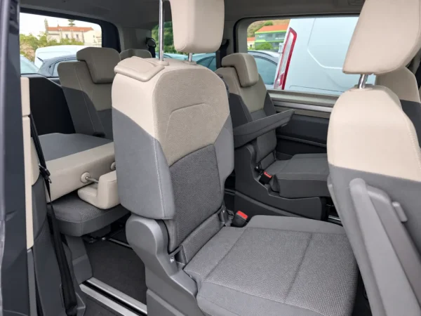 Volkswagen Multivan 2.0 TDI Life DSG 4