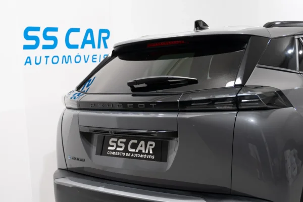 Peugeot e-2008 54 kWh Allure 8
