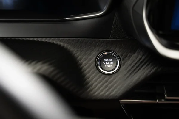 Peugeot e-2008 54 kWh Allure 16