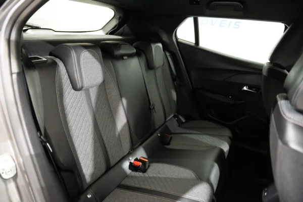Peugeot e-2008 54 kWh Allure 28