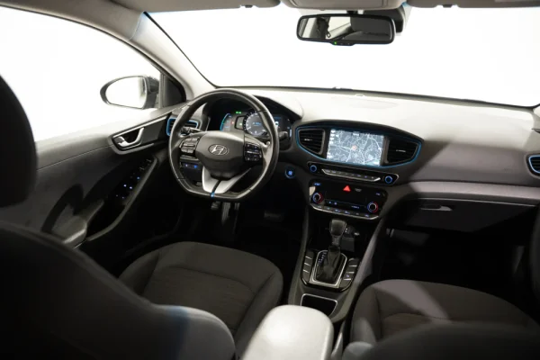 Hyundai Ioniq 1.6 GDI HEV Pack Plus 9