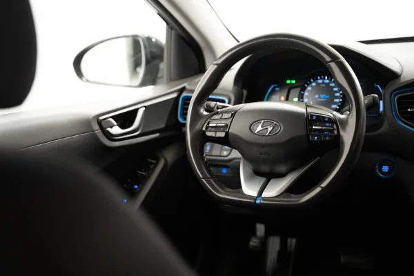 Hyundai Ioniq 1.6 GDI HEV Pack Plus 10