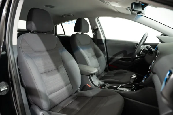 Hyundai Ioniq 1.6 GDI HEV Pack Plus 29