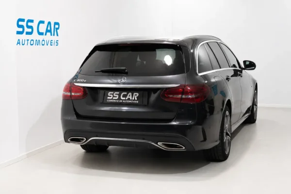 Mercedes-Benz C 300 e AMG Line 5