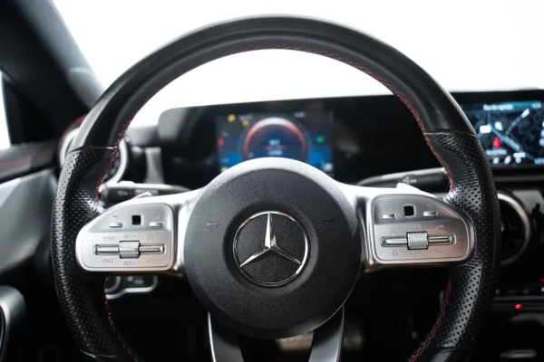 Mercedes-Benz CLA 200 Shooting Brake Style Aut. 15