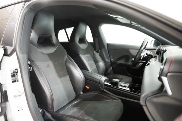 Mercedes-Benz CLA 200 Shooting Brake Style Aut. 27