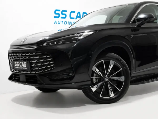 MG HS 1.5 Plug-in Hybrid Luxury 2