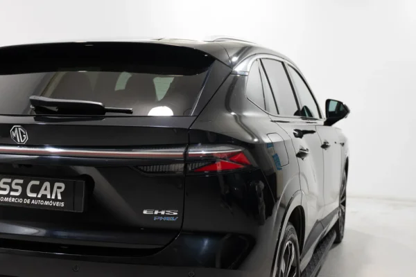 MG HS 1.5 Plug-in Hybrid Luxury 7
