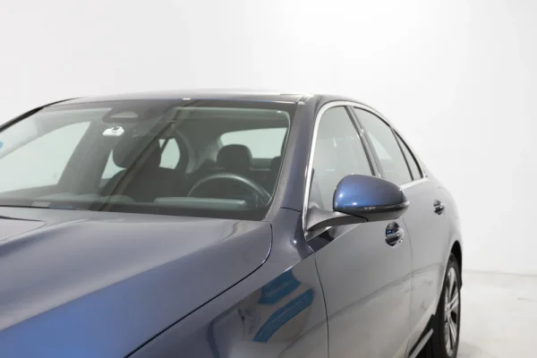 Mercedes-Benz C 300 e 5