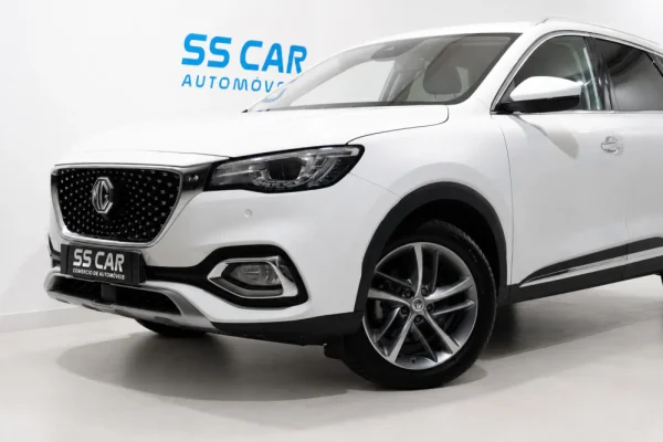 MG EHS 1.5 T-GDI Plug-in Hybrid Luxury 2