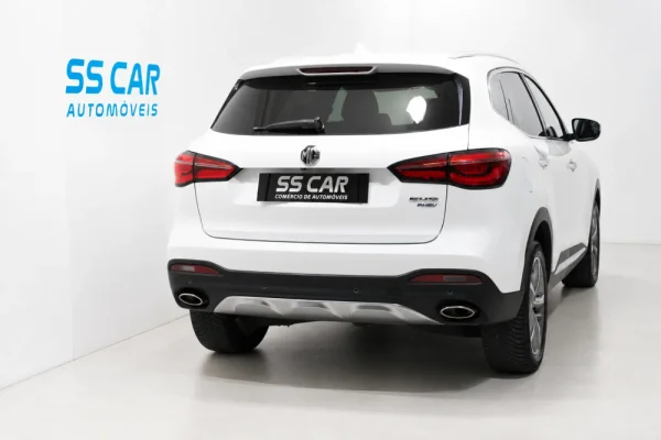MG EHS 1.5 T-GDI Plug-in Hybrid Luxury 6