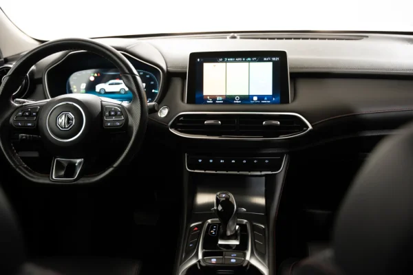 MG EHS 1.5 T-GDI Plug-in Hybrid Luxury 11