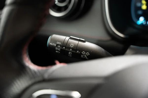 MG EHS 1.5 T-GDI Plug-in Hybrid Luxury 12