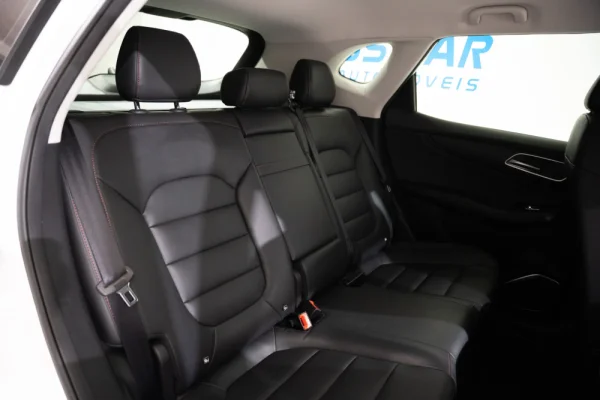 MG EHS 1.5 T-GDI Plug-in Hybrid Luxury 27