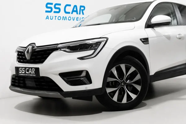 Renault Arkana 1.6 E-Tech Business 2
