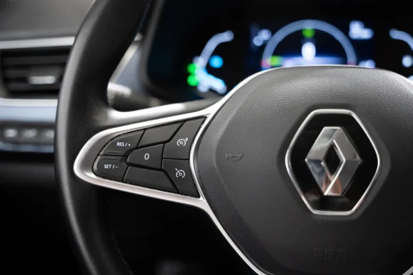 Renault Arkana 1.6 E-Tech Business 14