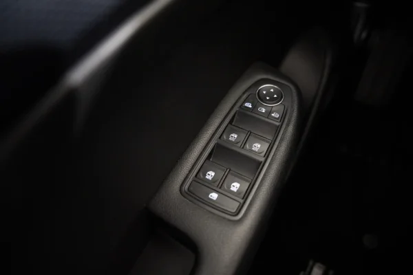 Renault Arkana 1.6 E-Tech Business 25