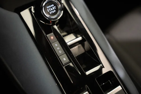 Alfa Romeo Junior 54 kWh Intensa 23