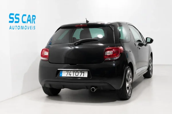 Citroen DS3 1.6 e-HDi So Chic 6