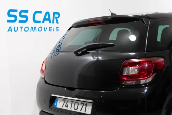 Citroen DS3 1.6 e-HDi So Chic 8