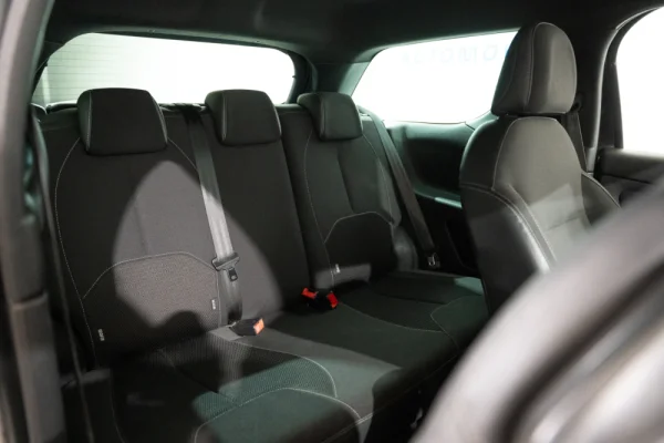 Citroen DS3 1.6 e-HDi So Chic 21