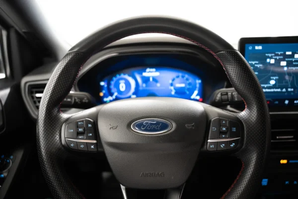 Ford Focus 1.0 EcoBoost MHEV ST-Line 14