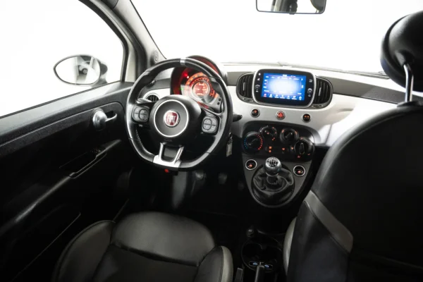 Fiat 500 1.0 Hybrid Connect 9