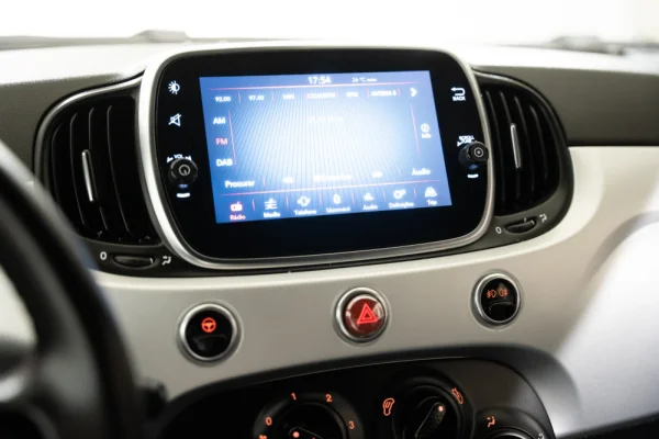 Fiat 500 1.0 Hybrid Connect 17