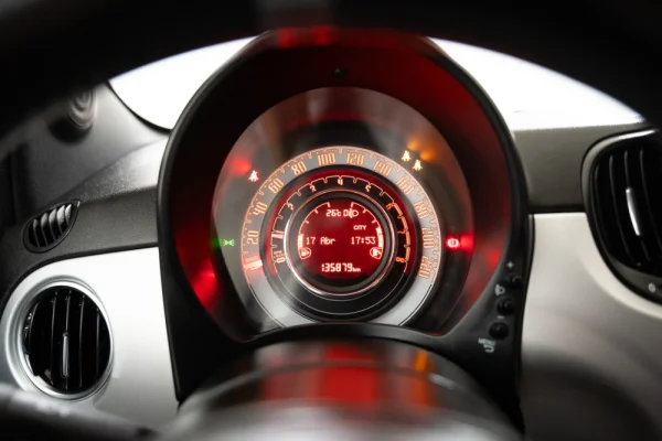 Fiat 500 1.0 Hybrid Connect 22