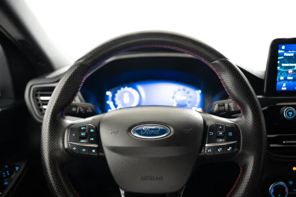 Ford Kuga 1.5 EcoBoost Titanium 14