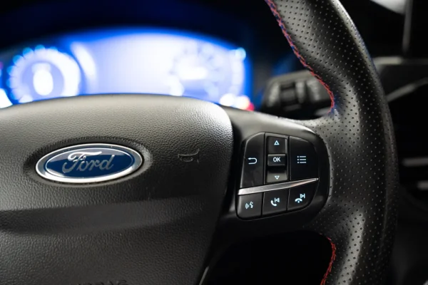Ford Kuga 1.5 EcoBoost Titanium 15