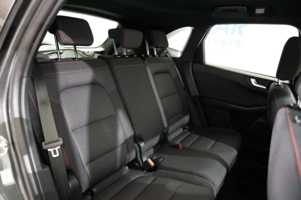 Ford Kuga 1.5 EcoBoost Titanium 26