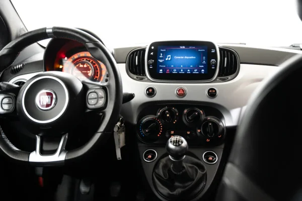Fiat 500 1.0 Hybrid Connect 11
