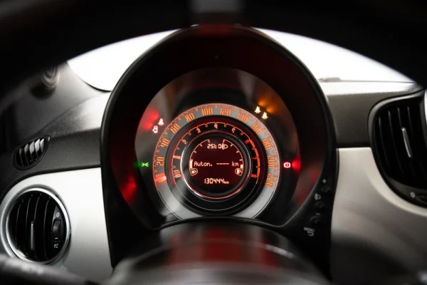 Fiat 500 1.0 Hybrid Connect 22